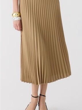 J Crew NWT Gwyneth Pleated skirt